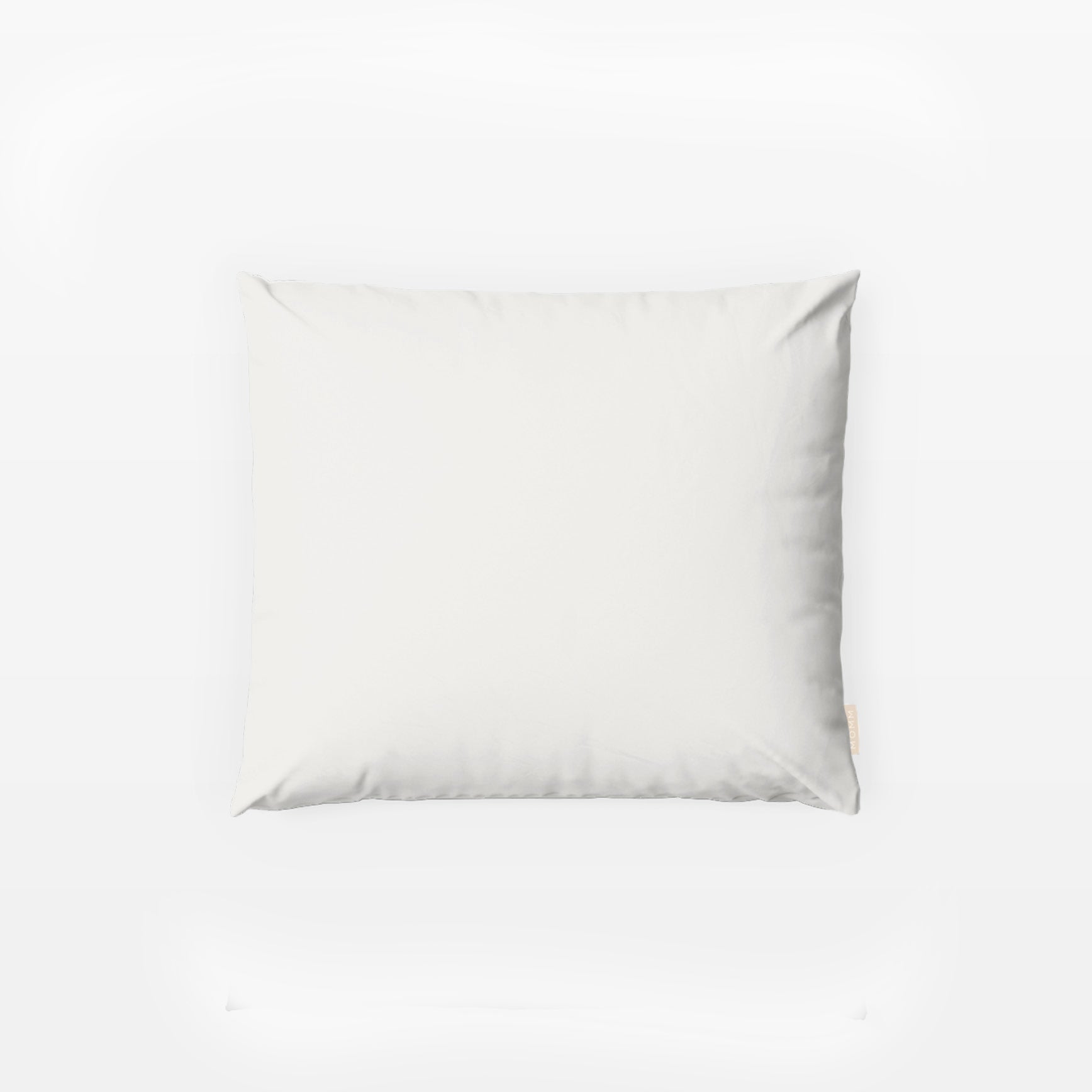 MOMM Pure Washed Satin Kissenhüllen aus 100 % GIZA-Baumwolle in der Farbe hellgrau