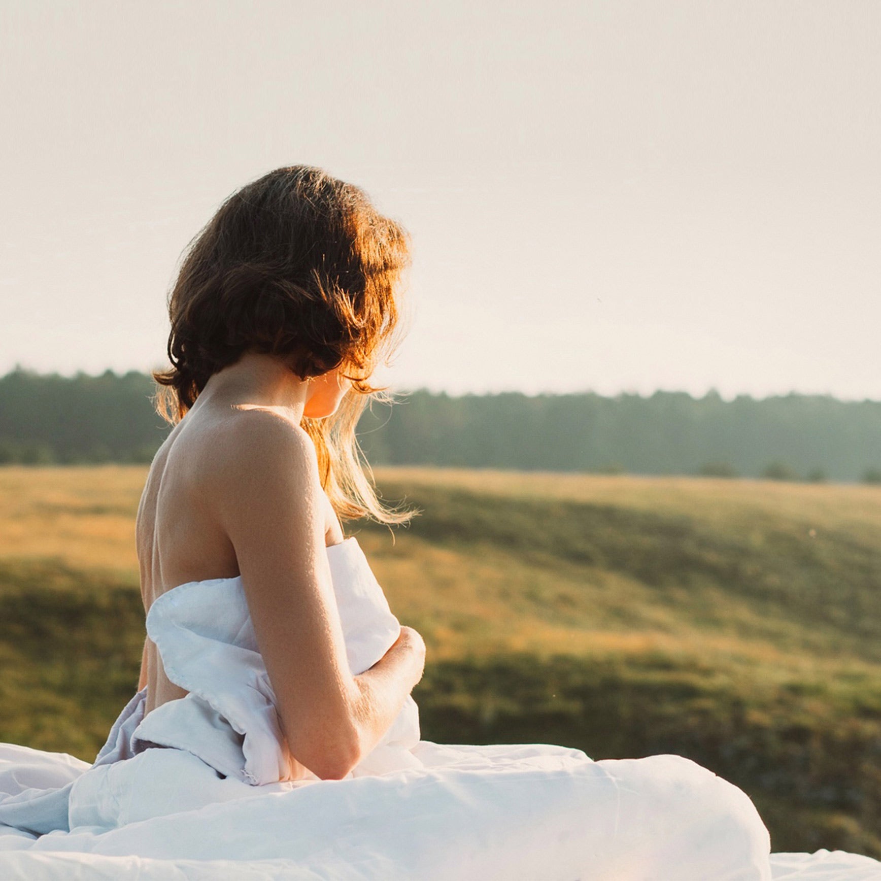 MOMM Pure Washed Satin Bettwäsche aus 100 % GIZA-Baumwolle in der Farbe weiss