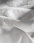 MOMM Pure Washed Satin Bettwäsche aus 100 % GIZA-Baumwolle in der Farbe hellgrau